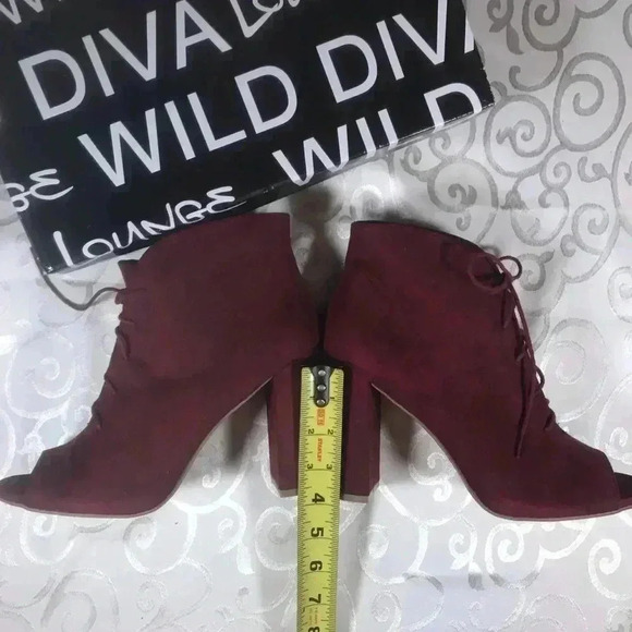 NIB!Wild Diva-Burgundy lace up heels peekaboo boots/Sandals Size 9 - Picture 6 of 9